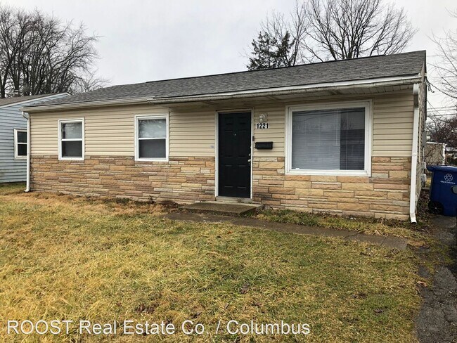 Primary Photo - 4 br, 1 bath House - 1221 Brentnell Avenue