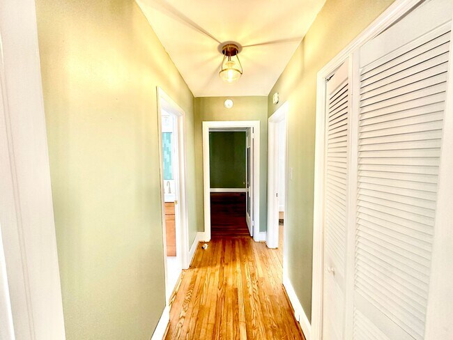 Building Photo - 441 Jackson St