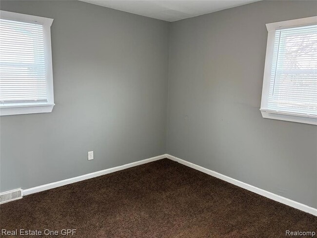 Building Photo - 11304 Jackson Ave