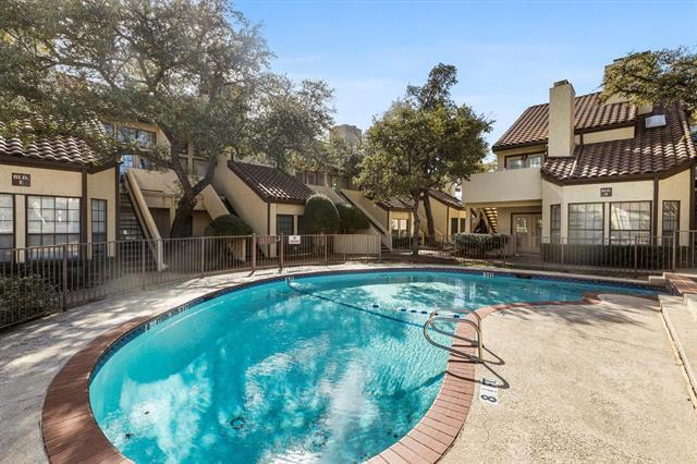 Building Photo - 5590 Spring Valley Rd