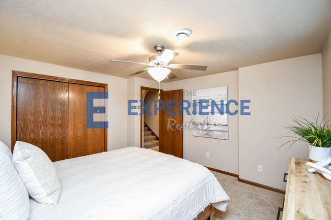 Building Photo - 3908 W 89th St