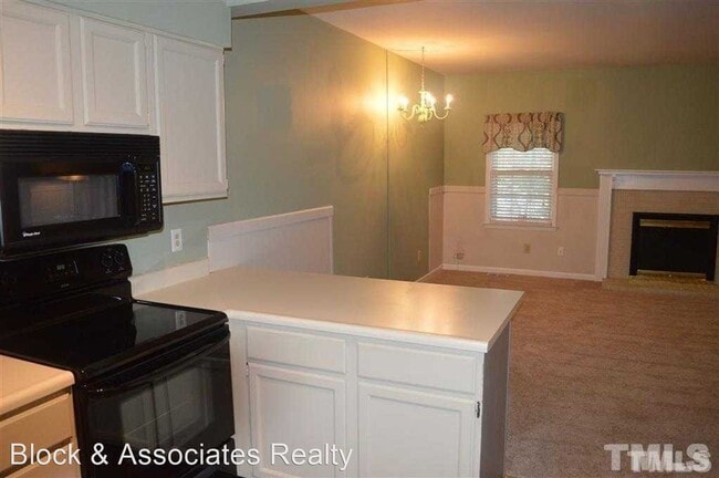 Building Photo - 2 br, 2 bath House - 6151 Bushmills Street