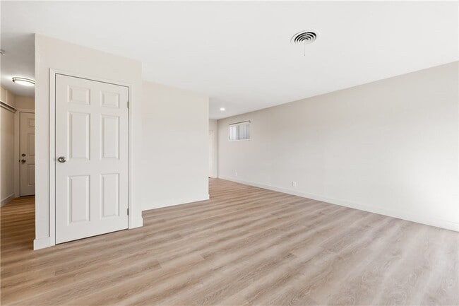 Building Photo - 6431 Brown Cir