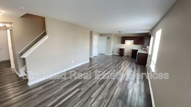 Building Photo - 2167 Pine Valley Dr