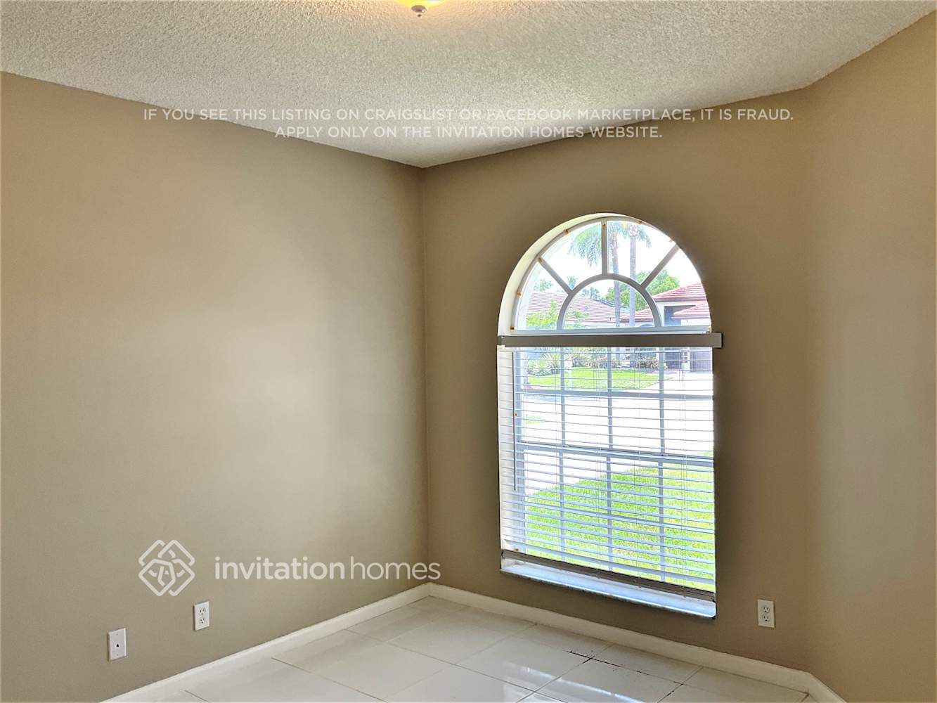 Building Photo - 6419 Breckenridge Cir