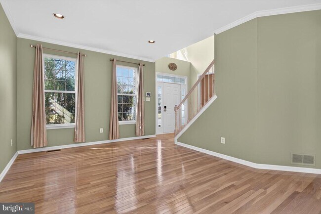 Building Photo - 2 Berwick Cir