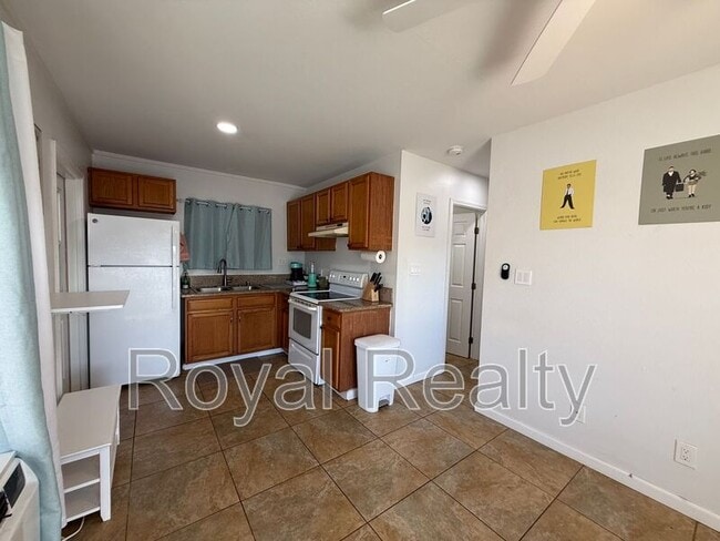 Building Photo - 63 Kalola Pl