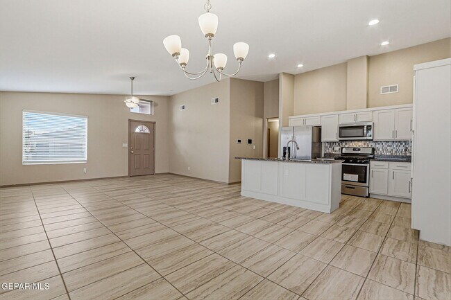 Building Photo - 14937 Tierra Isaiah Ave
