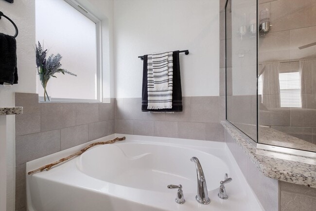 Building Photo - Bright & Airy Home on Curling Post