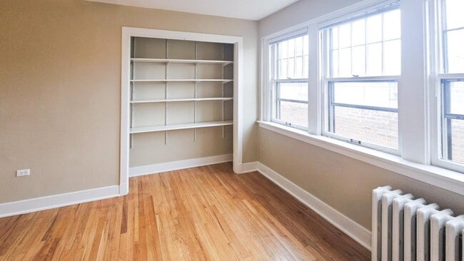 Building Photo - 1220 Marion, Apartment #34