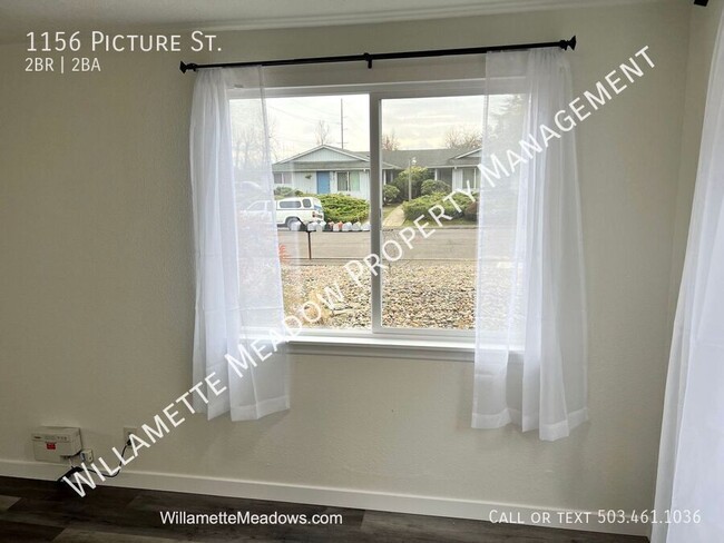 Building Photo - Stylish & Modern 2BR Townhouse on a Privat...