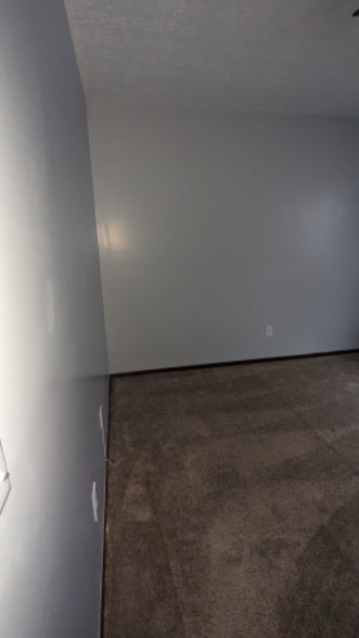 Building Photo - 677 Alta View Ct
