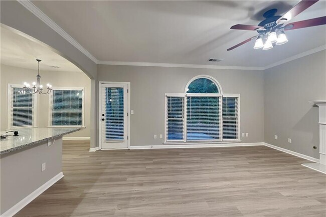 Building Photo - 3174 Vickery Dr NE