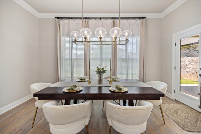 Building Photo - 212 Blaze Blvd