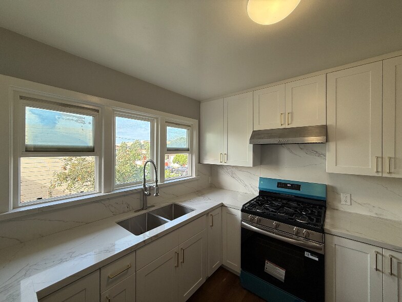 Building Photo - 102 Werner Ave