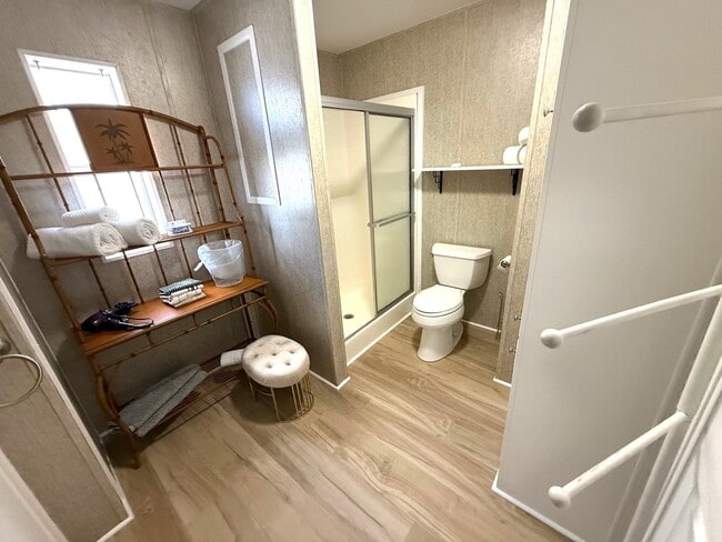 Building Photo - 292 Majorca Rd