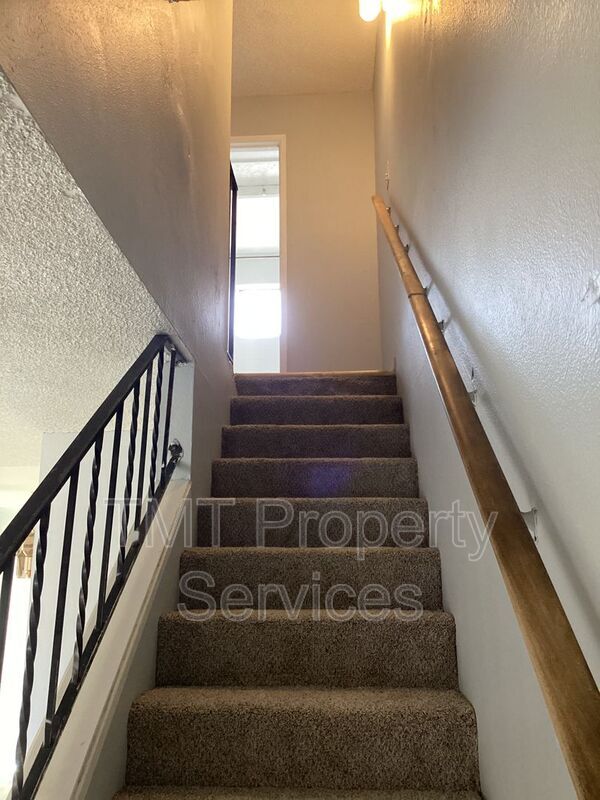 Building Photo - 8611 Acapulco Way