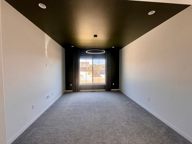 Building Photo - 8275 Nat Love Dr