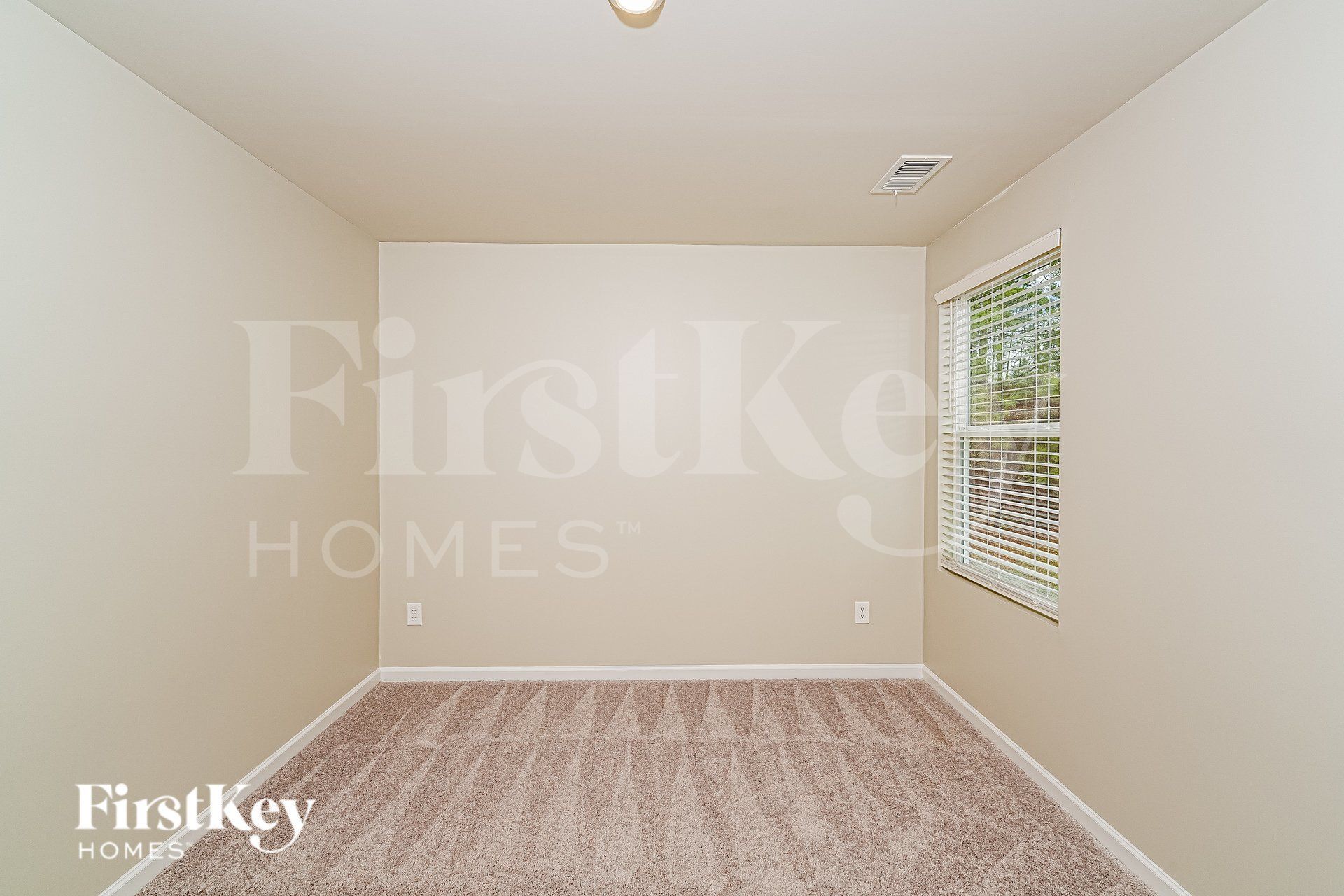 Building Photo - 40 Stevens Cv Dr