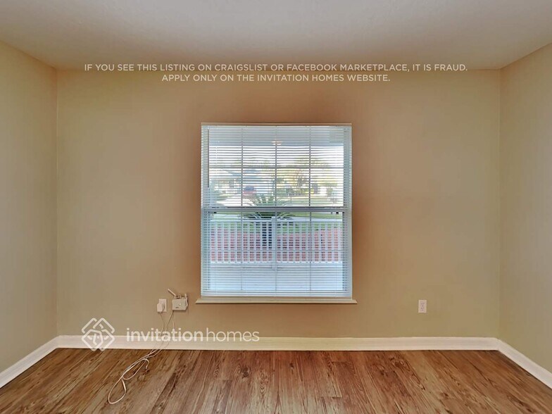 Building Photo - 116 Dakota Ave