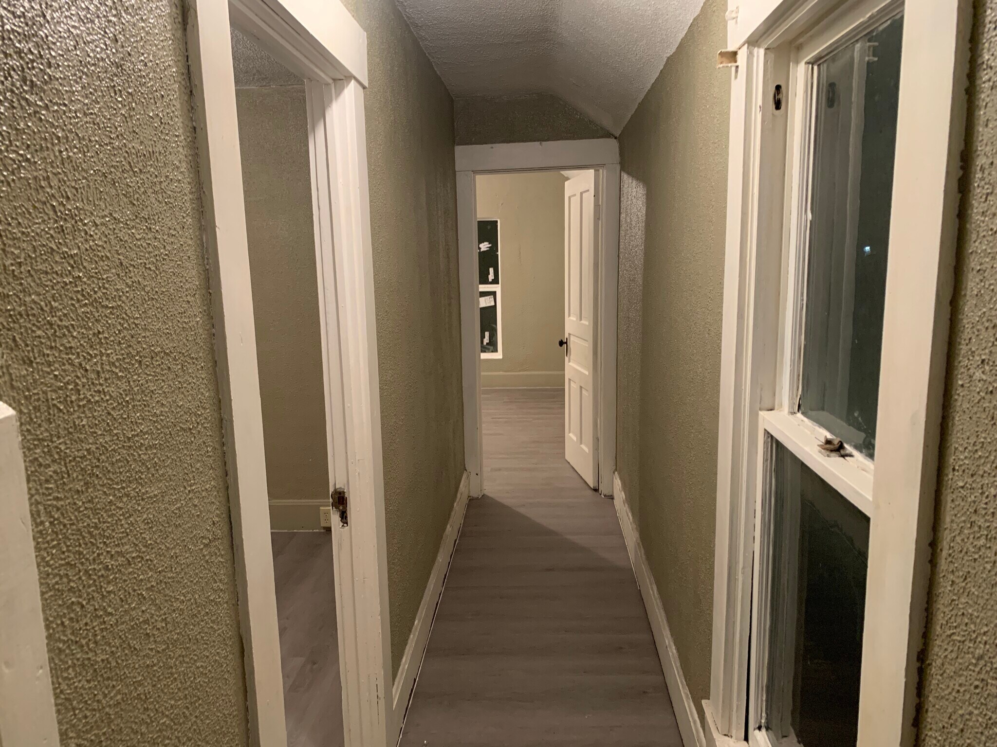 Building Photo - 2207 Glen Ct