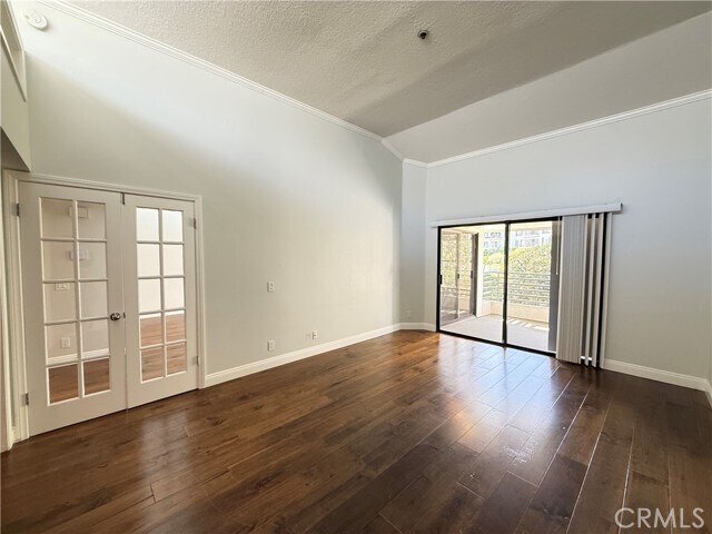 Building Photo - 260 Cagney Ln