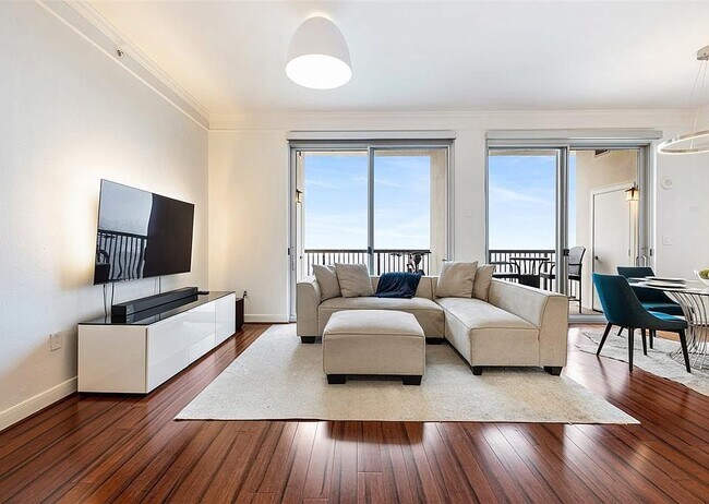 Building Photo - 3333 Allen Pkwy