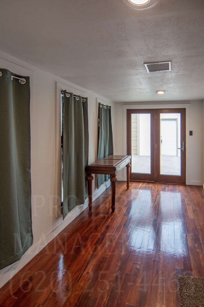 Building Photo - Remodeled 3-Bed Country Home