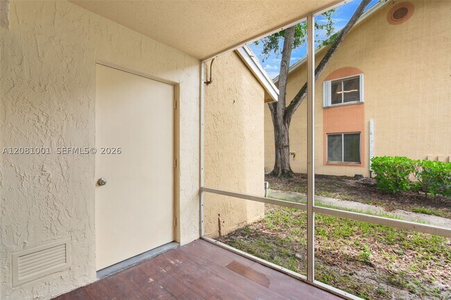 Building Photo - 1178 Coral Club Dr