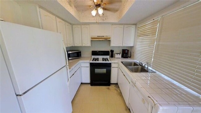 Building Photo - 3309 Ridgeglen Cir