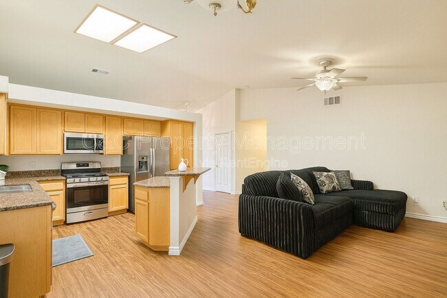 Building Photo - 12555 Caballero Ct