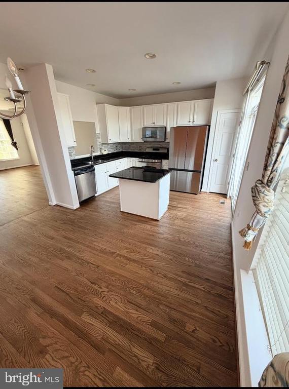 Building Photo - 15335 Elizabeth Burbage Loop