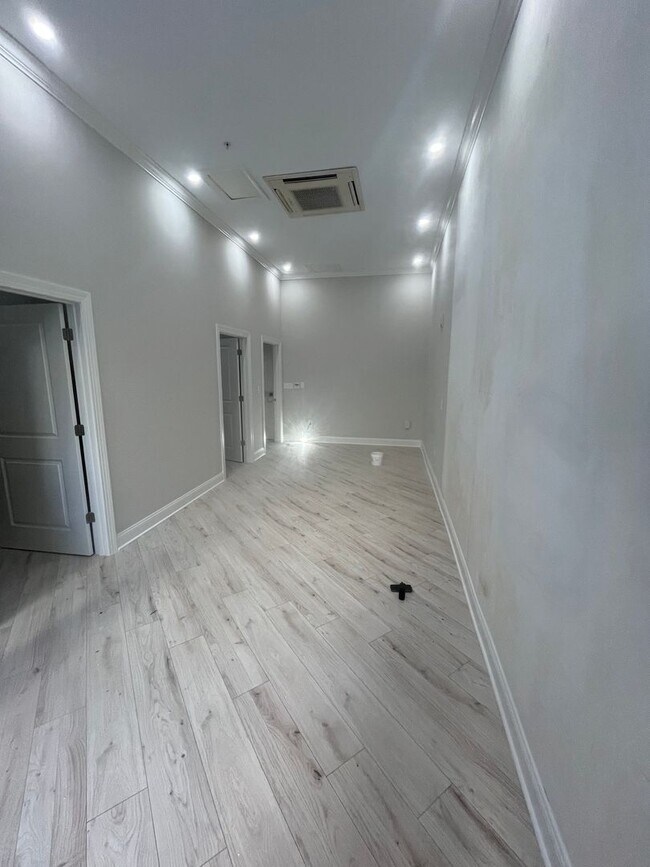 Building Photo - Sonesta