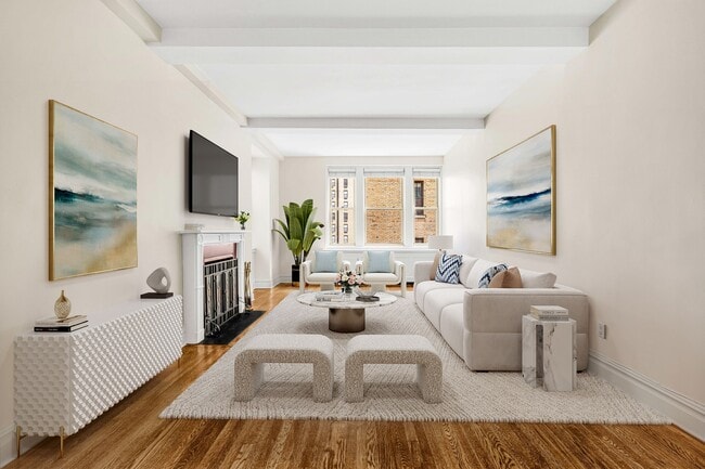Primary Photo - 71 Park Ave