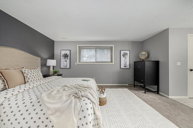 Building Photo - Two-Story home in  Cherry Creek Racquet Cl...