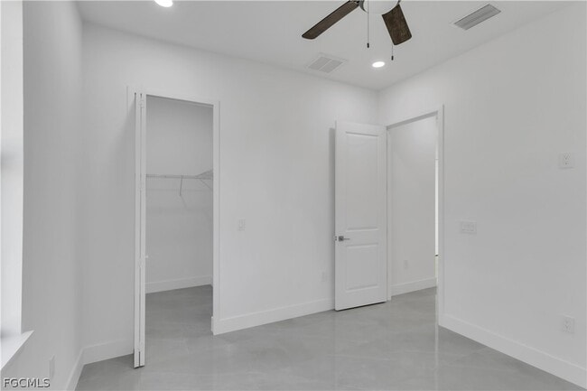 Building Photo - 2619 28th St W