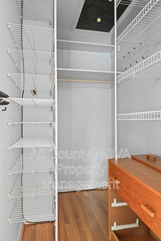 Building Photo - 8108 Timber Valley Ct