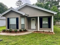 Building Photo - 138 Poe St