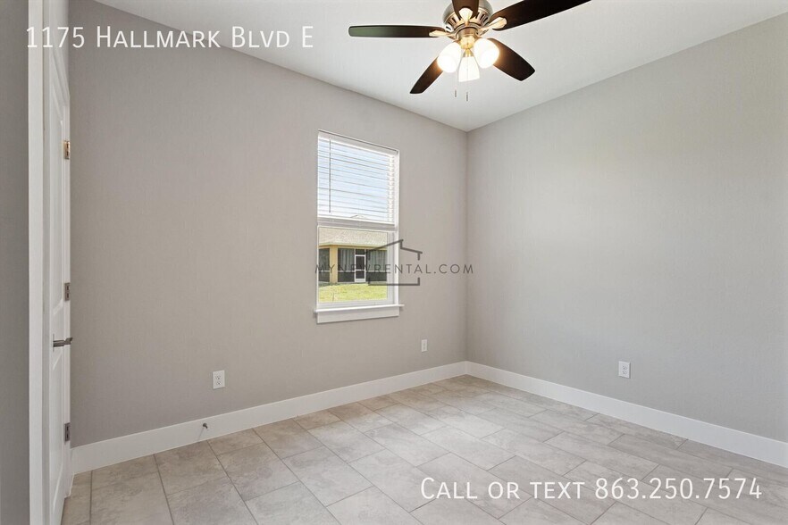 Building Photo - 1175 E Hallmark Blvd