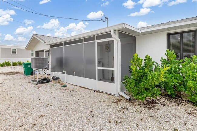 Building Photo - 1950 Nebraska Ave