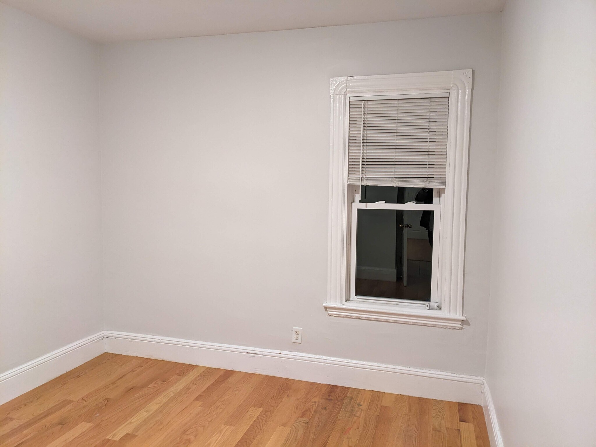 Building Photo - 25 Moreland St