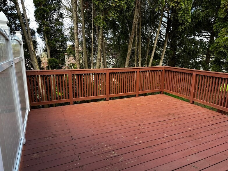 Building Photo - 1227 Athens Ct