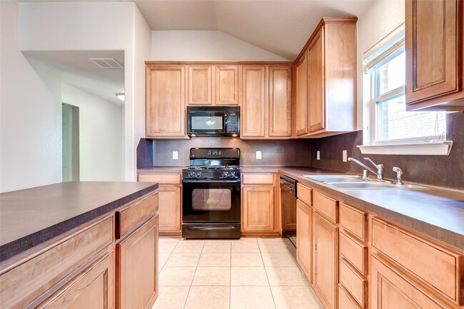 Building Photo - 17910 Carroll Pl Ln
