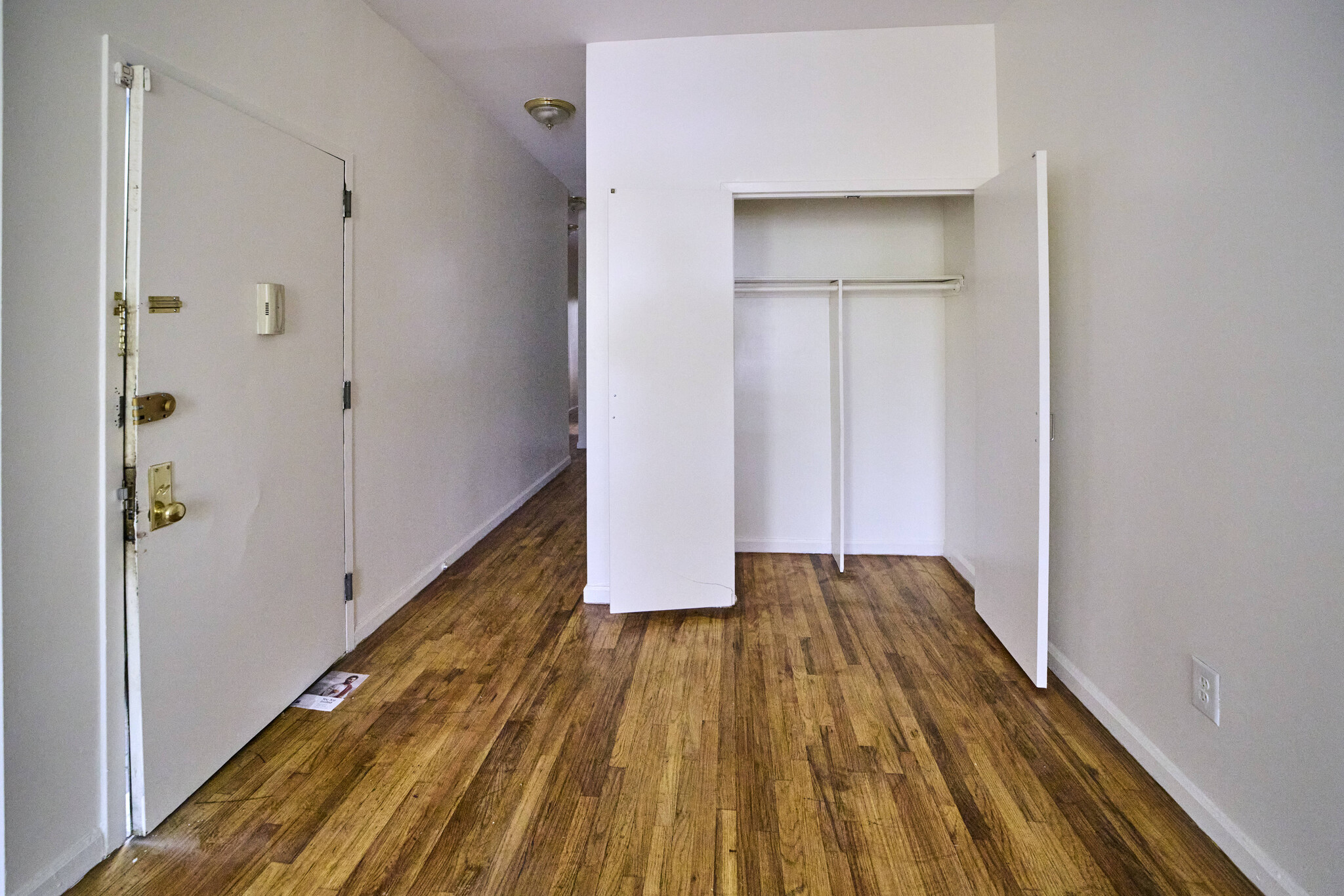 Building Photo - 248 Madison St