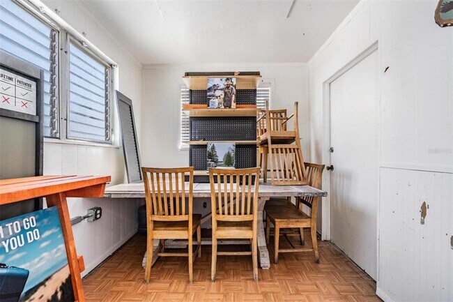 Building Photo - 2319 W Aileen St