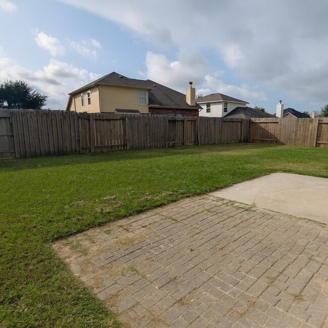 Building Photo - 5110 Misty Village Ct