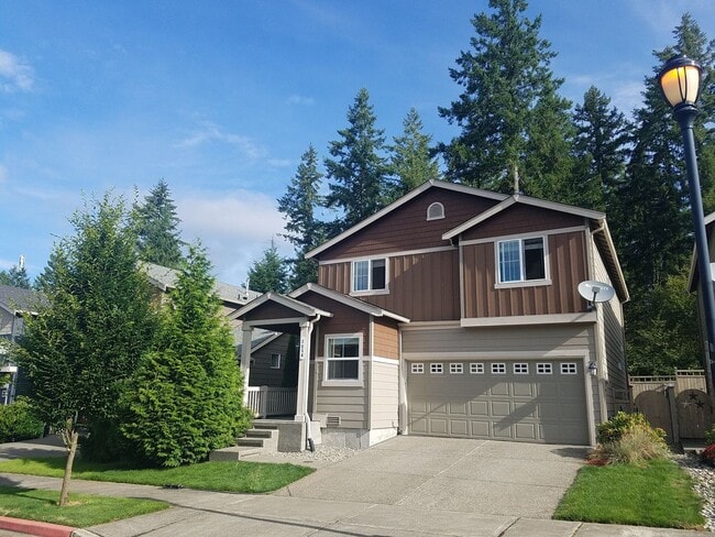 Building Photo - 4 Bedroom + Office in NE Lacey - Fully Fenced Yard and Minutes from freeway and JBLM - Available ...