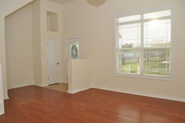 Building Photo - Quality Home Management