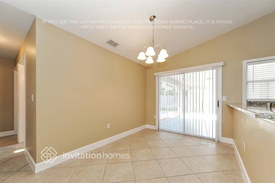 Building Photo - 4526 Windsor Ct E