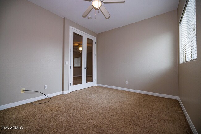 Building Photo - 1242 E Cassia Ln